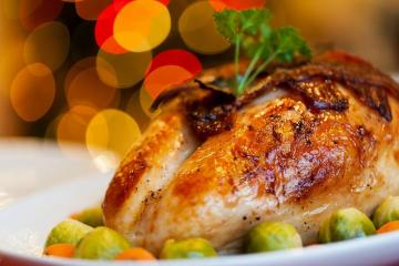 ثلاث قواعد الطبخ الدجاج اللذيذ، والذي هو مرغوب فيه لا لكسر