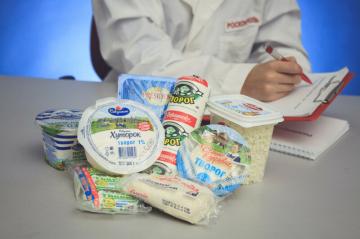 أفضل وأسوأ في مكافحة الجبن الروسية: تصنيف "Roskontrolya"