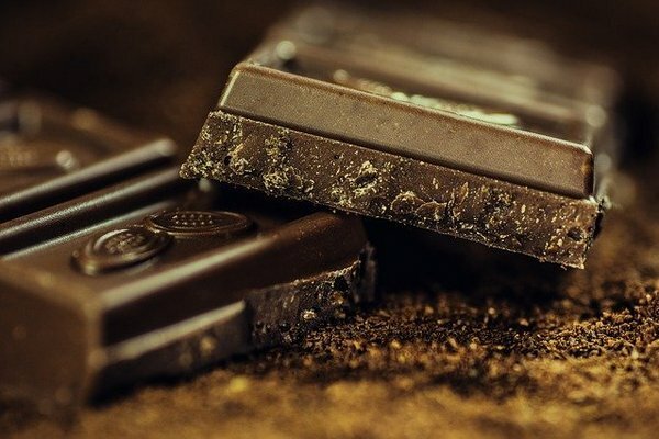 الشوكولاتة الداكنة صحية: فهي تحتوي على العديد من الفيتامينات ومضادات الأكسدة (الصورة: Pixabay.com)