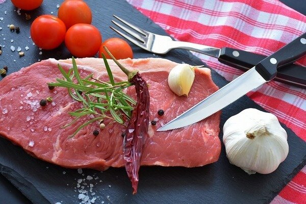 شراء قطع اللحم المطبوخ بدلاً من شرائح اللحم (الصورة: Pixabay.com)